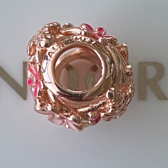 Pandora Openwork Pink Daisy Flower Charm - Picture 3 of 3